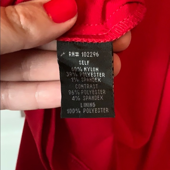 Red knee-length dress. Women’s size 6. VGUC - Picture 5 of 5